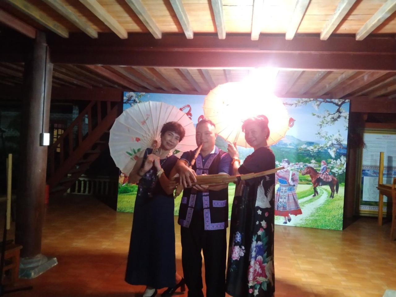 A Lin Homestay Bac Ha ภายนอก รูปภาพ