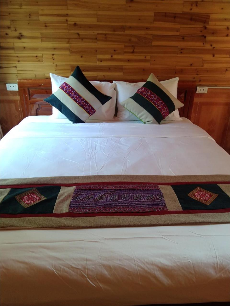 A Lin Homestay Bac Ha ภายนอก รูปภาพ